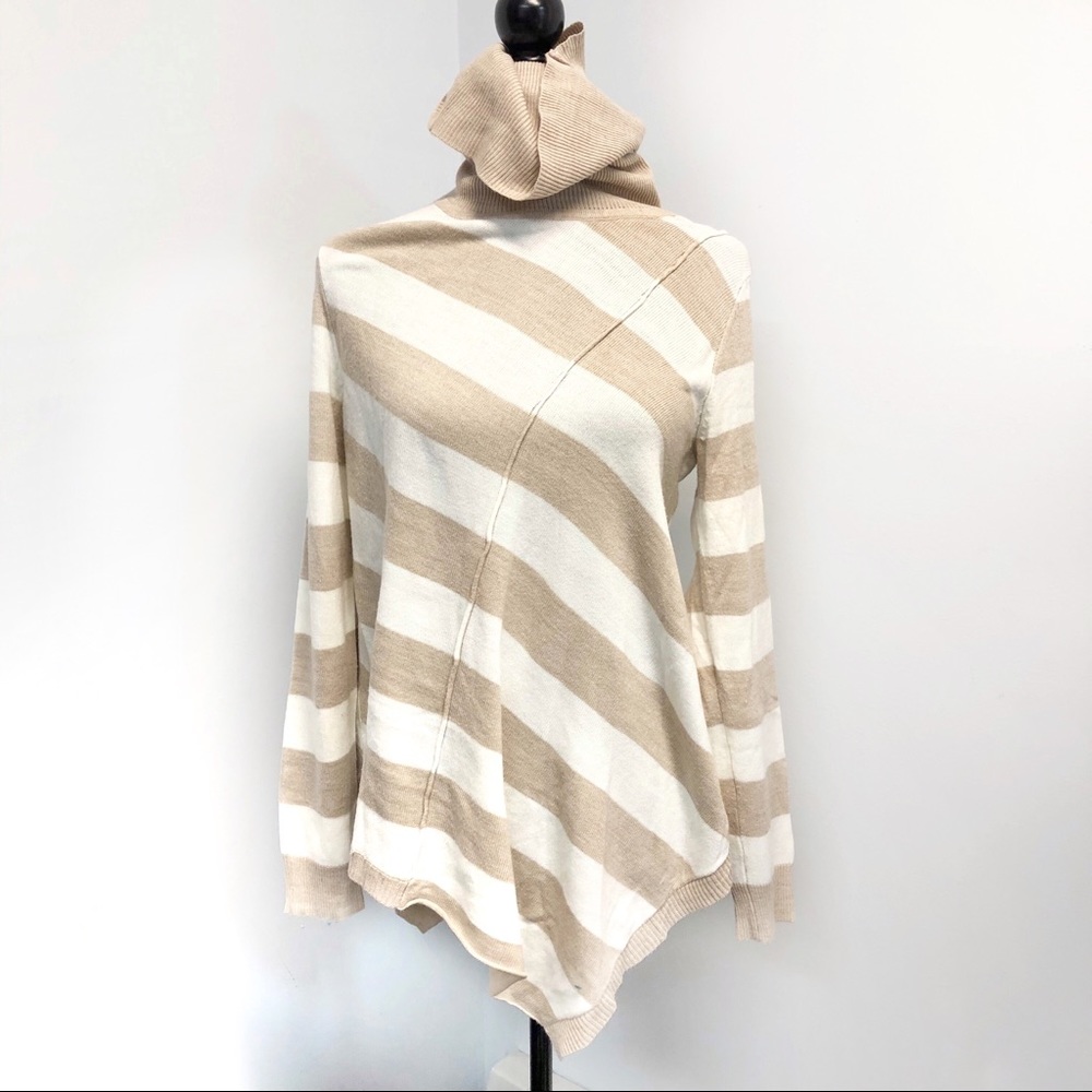 NY&Co Sz M Sweater Cable Knit Turtleneck Pullover